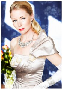 Julia Dufvenius, fotografi av Caroline Roosmark