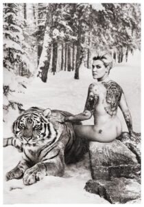 Mia Skäringer, fotografi av Caroline Roosmark